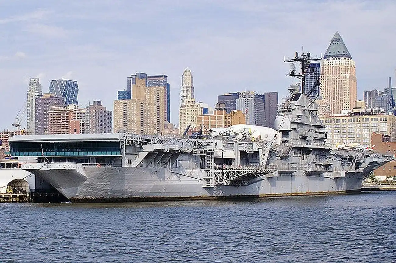 Intrepid Museum + Edge at Hudson Yards Bundle, New York, United States, NYC Pass.