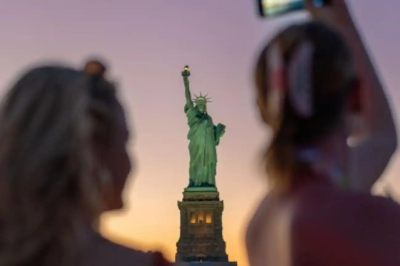New York City: Statue of Liberty Sunset Cruise, New York, United States, NYC Pass.