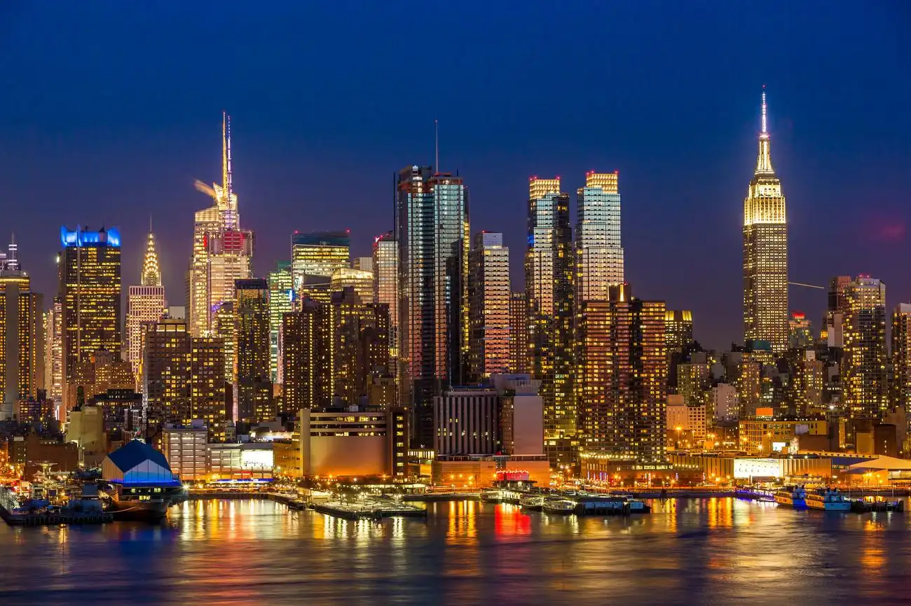 New York Harbor: 2-Hr Evening Sightseeing Cruise by Circle Line, New York, United States, NYC Pass. New York Harbor: 2-Hr Evening Sightseeing Cruise by Circle Line, New York, United States, NYC Pass.