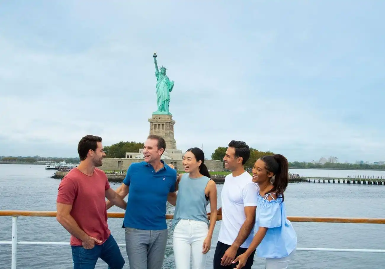 New York Signature Lunch Cruise, New York, United States, NYC Pass.