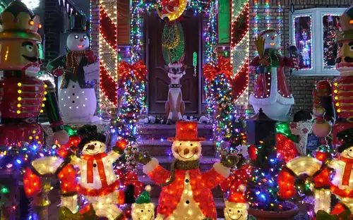 New York: Dyker Heights Christmas Lights Tour from Manhattan, New York, United States, NYC Pass.