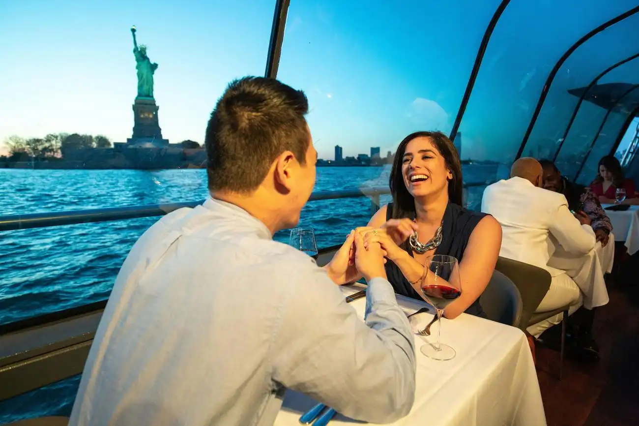 New York: 3-Hr Bateaux New York Premier Dinner Cruise Ticket, New York, United States, NYC Pass.