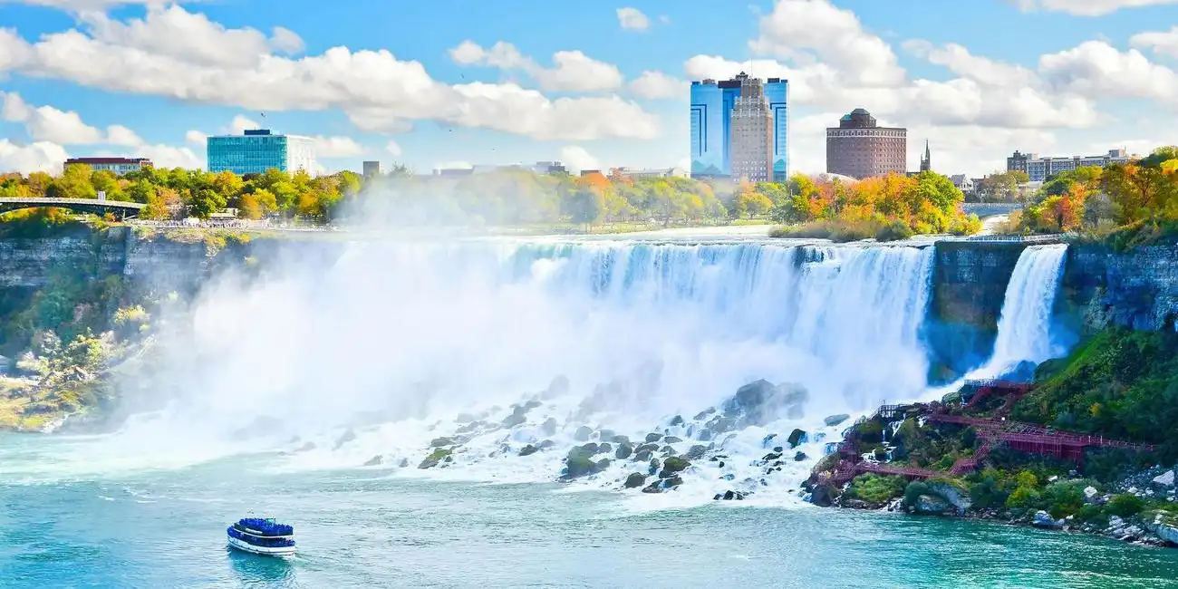 Enjoy a comprehensive NYC experience with an immersive full-day tour. Best Activities to Visit New York in 2025.