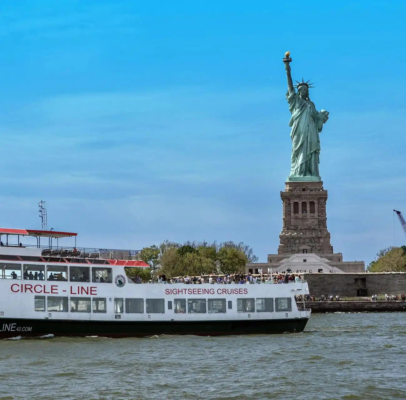 Midtown Manhattan New York: 1-Hr Boat Tour by Circle Line + Audio Guide, New York, United States, NYC Pass. Midtown Manhattan New York: 1-Hr Boat Tour by Circle Line + Audio Guide, New York, United States, NYC Pass.