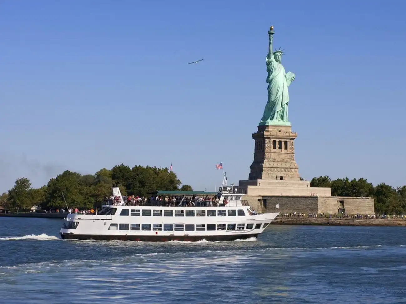 New York City Highlights: 1.5-Hr Boat Tour by Circle Line, New York, United States, NYC Pass.